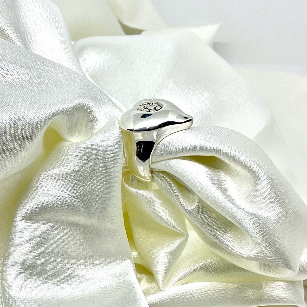 Sterling Silver Jewelry-Large Modernist Puffed Heart Ring (Size 7) - Picture 5 of 7